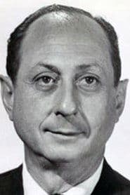 William Alland as Reporter (uncredited) in The Lady from Shanghai 1947