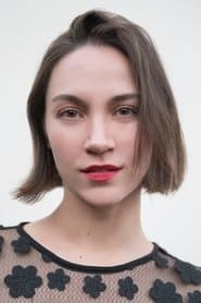 Sydney Lemmon as Pauline in The Drama 2026