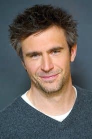 Jack Davenport as Edward Fletcher-Wooten in The Wedding Date 2005